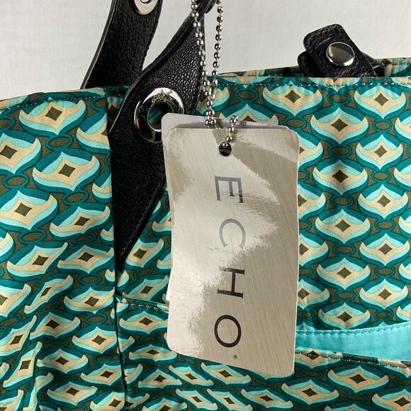 Echo Hand Bag - Picture 9 of 9